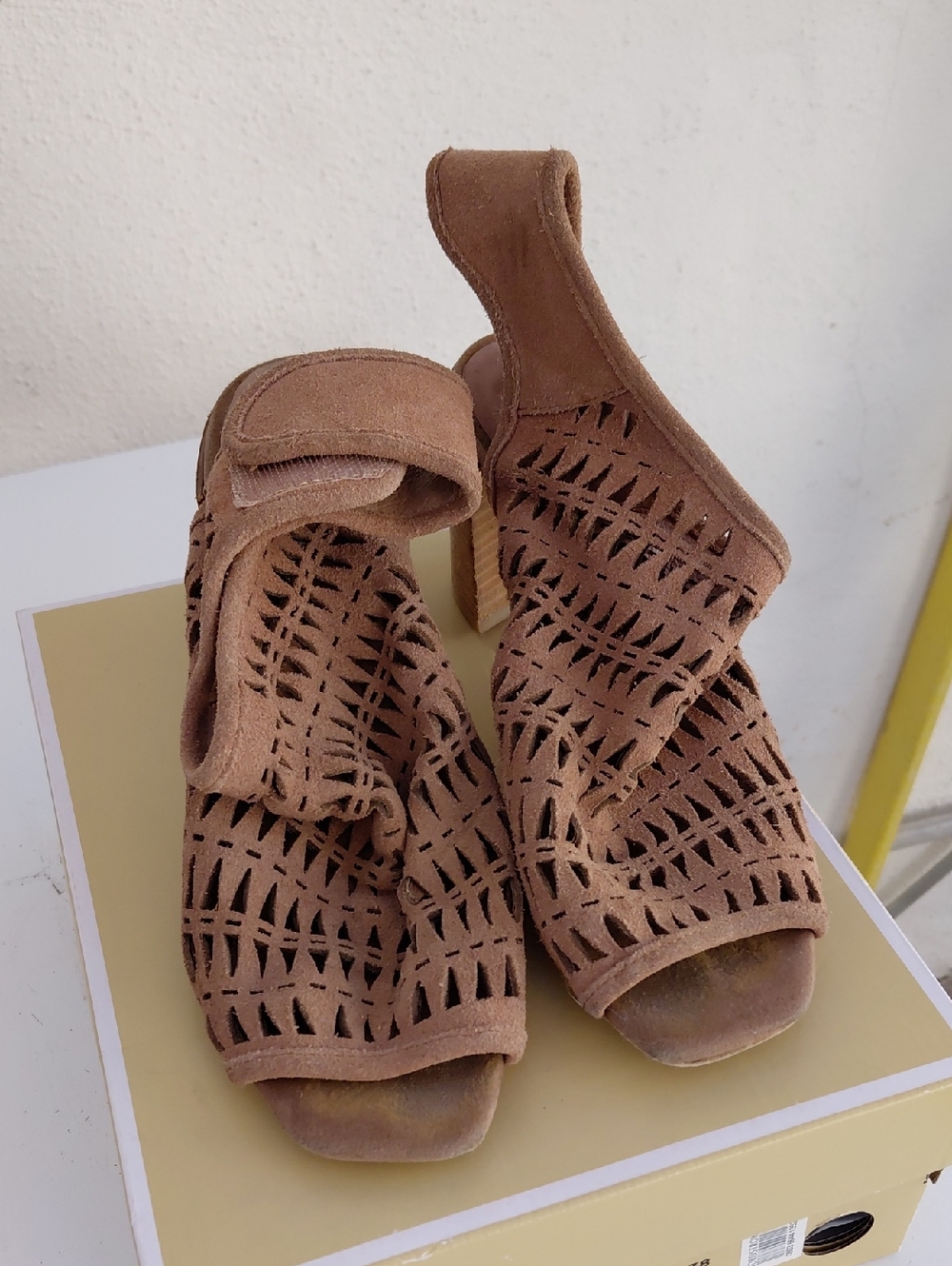 Jeffrey Campbell Elegant Tan Women's Heels